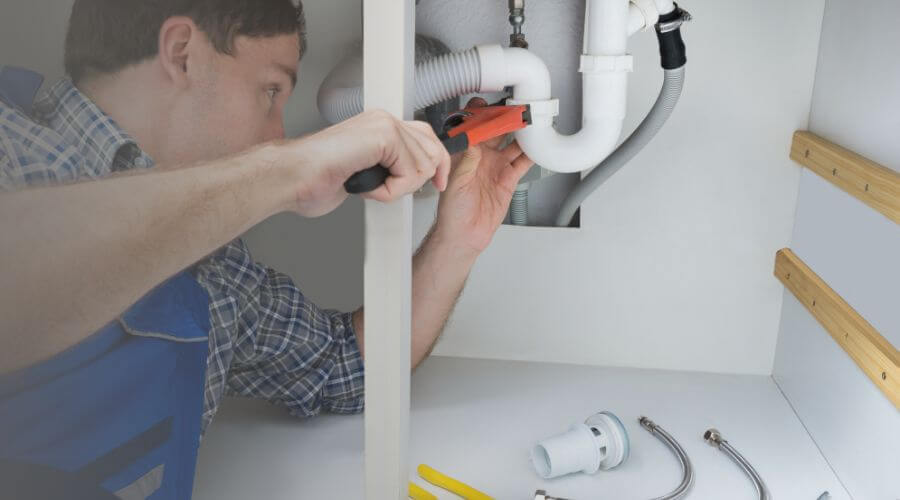Professional expert plumbing services in Evansville, IL